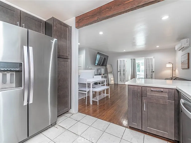 325 Cedar Ave #1 — Photo 13