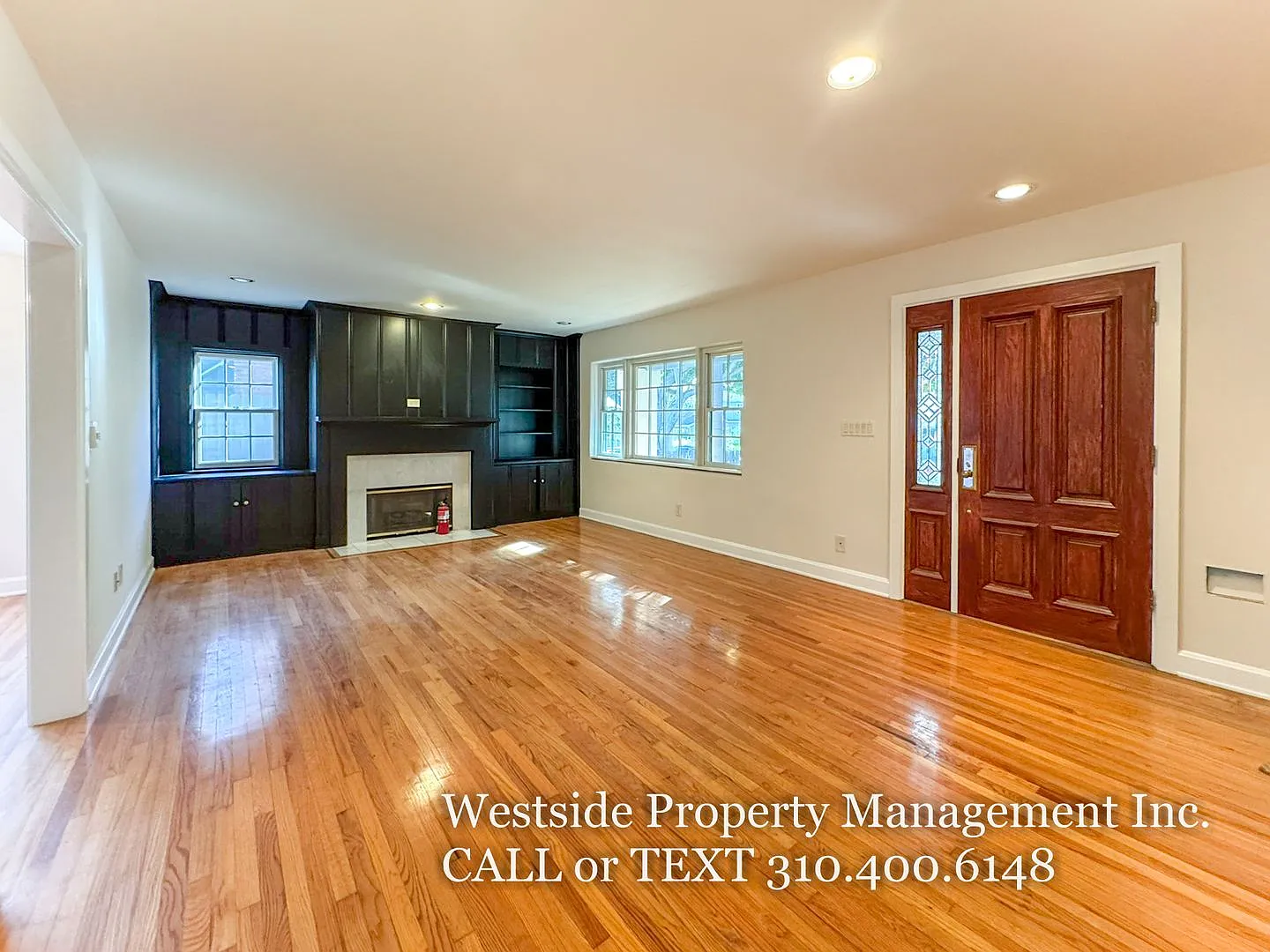 Sunset Park Neighborhood 6BD/6BA W/Private Backyard — Photo 3