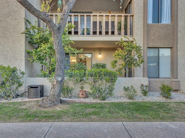 8649 E Royal Palm Rd #121 — Photo 79