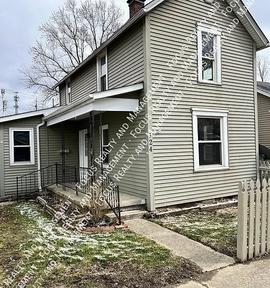 124 Sherman Ave — Photo 1