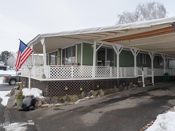 Phil-SelahTrailer-37