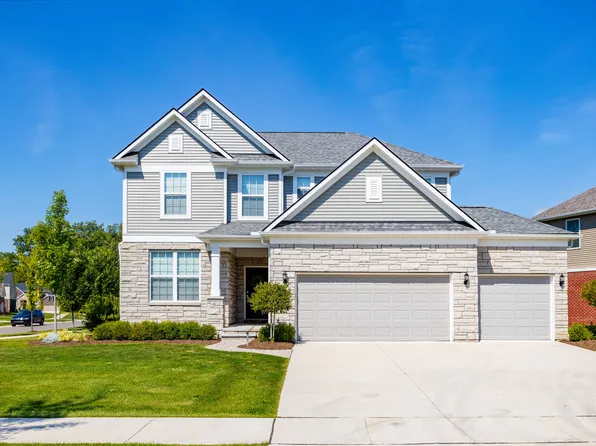 25721 Wembley, Novi, MI 48374