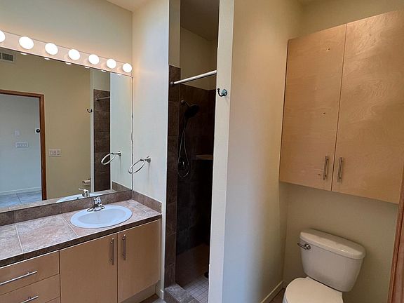 4th image of 608 Avenida Villa Hermosa