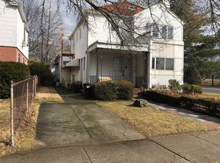 7567 193rd St, Fresh Meadows, NY 11366