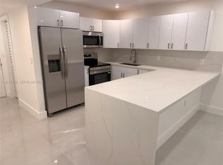 6070 W 19th Ave APT 315, Hialeah, FL 33012