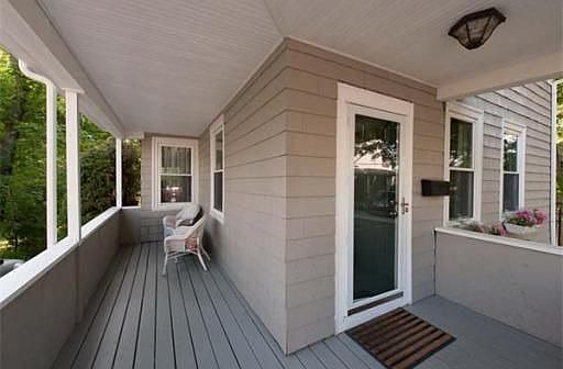 3rd image of 10 Andrews St