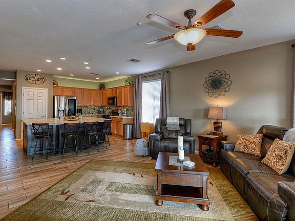 5th image of 41125 N Prestancia Dr
