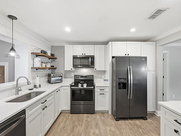 5th image of 3764 Culp Dr