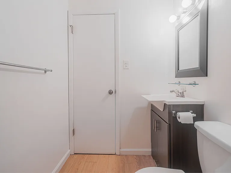 18235 Detroit Ave — Photo 13