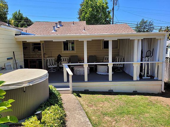 2nd image of 1021 B St
