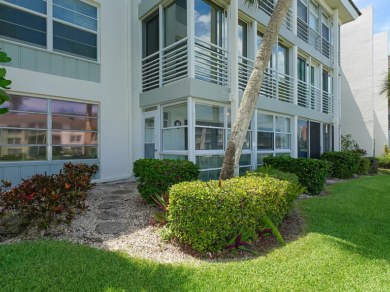 4320 Falmouth Dr #B105 — Photo 167