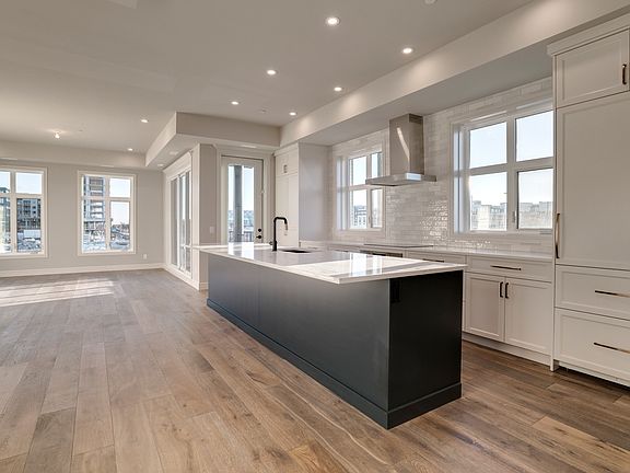2nd image of 4410 University Ave NW #Mgtizs