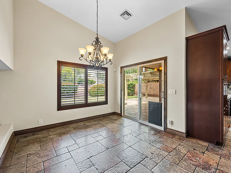 642 E Sage Brush St — Photo 38