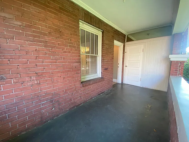 107 Charles St — Photo 15