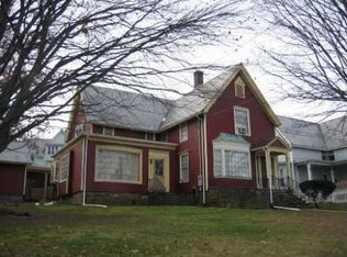 151 Hamilton St, Southbridge, MA 01550