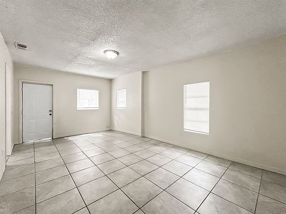 2nd image of 3411 E 9th Ave