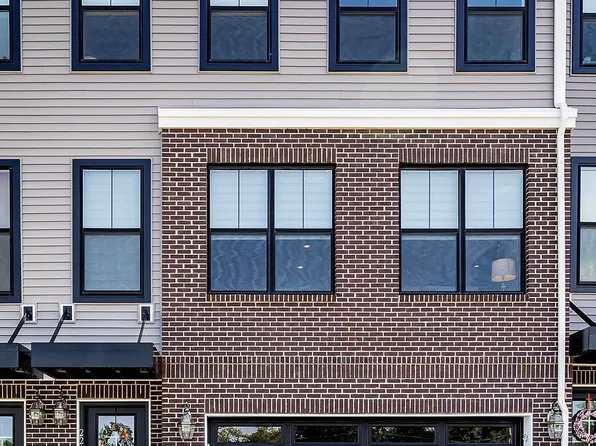 22 Mariveles Way, Tinton Falls, NJ 07724