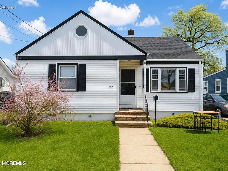 155 Highland Blvd — Photo 1