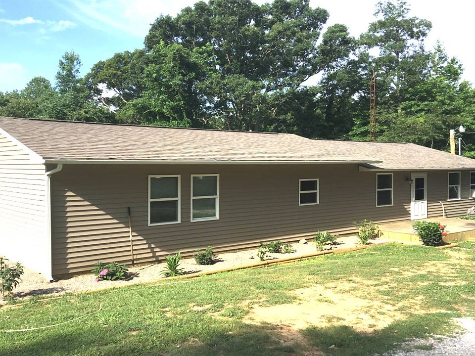 1st image of 444 Forest Ln