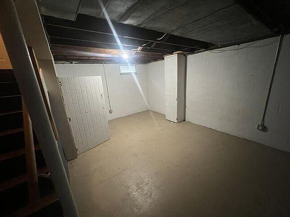 5th image of 5405 42nd AVENUE