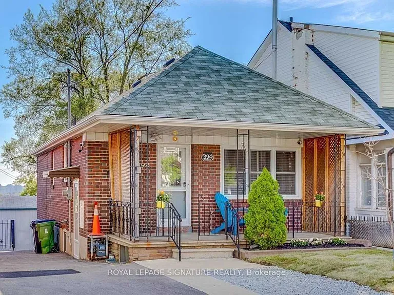 394 Kane Ave #LOWER — Photo 2