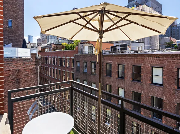 51 Walker Street image 9 of 15