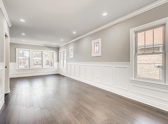 3rd image of 1317 Elmwood Ave