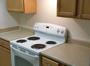 402 Country View Ct APT 3, Martinsville, IN 46151