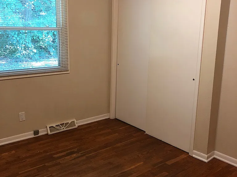 1528-1530 Seminole Ave NW — Photo 10