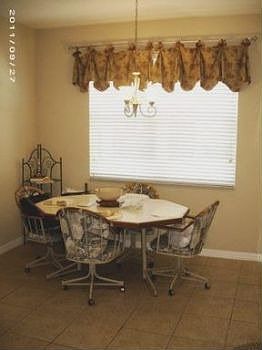 5th image of 1074 Wickerwood St