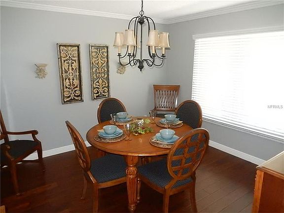 5th image of 2725 Woodmere Ct