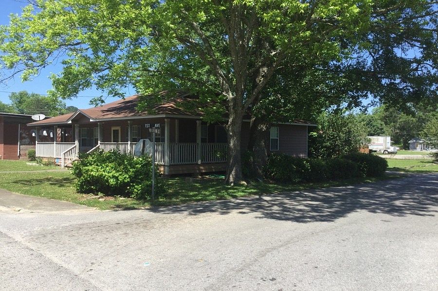 2nd image of 100 Martin Luther King St