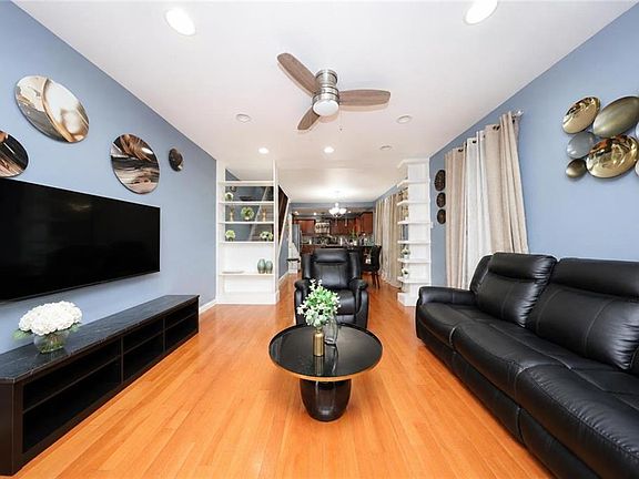 4th image of 4102 Avenue S