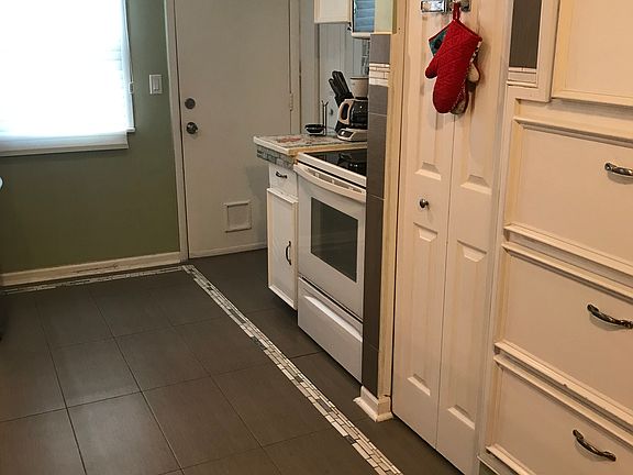 5th image of 3077 Cinnamon Blvd