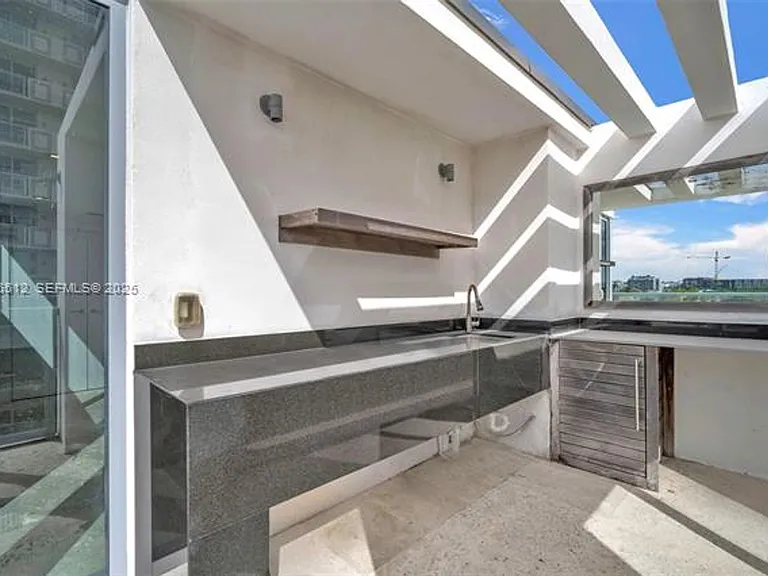 9501 Collins Ave #Townhouse 1 — Photo 43
