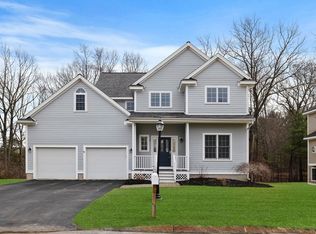 3 Green Meadow Ln, Andover, MA 01810