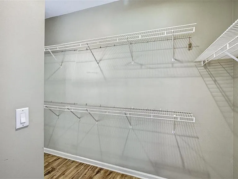 210 Masters View Ct — Photo 29