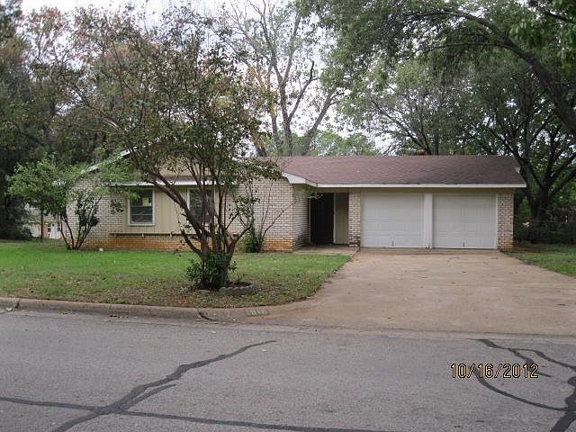 1st image of 1916 Cheryl Ln