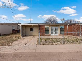 401 Windsor Ln, Fountain, CO 80817