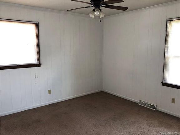 5th image of 1411 Victor Woods Ln #105