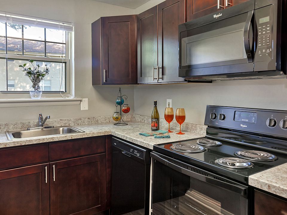 Hunters Crossing 41 Fairway Rd Newark DE Zillow