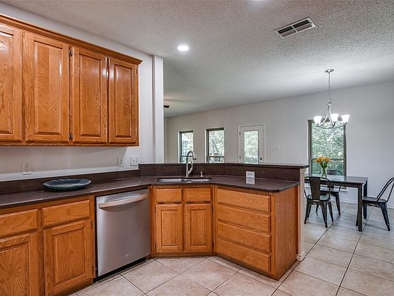 3rd image of 973 Wisperwood Dr