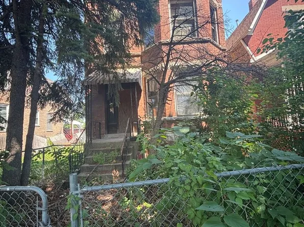 5951 S Elizabeth St, Chicago, IL 60636