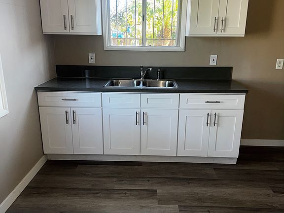 5th image of 5926 Gallant St #1/2