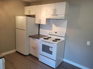 Parkside Village 9121 106A Ave, Edmonton, AB T5H 3Y7