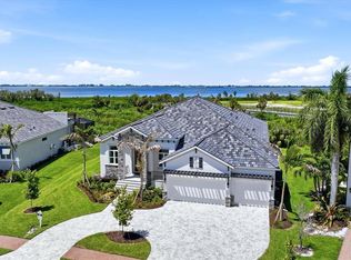 6264 Champions Row St, Bradenton, FL 34210