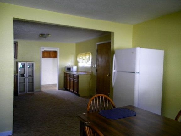 5th image of 614 Santa Fe Ave