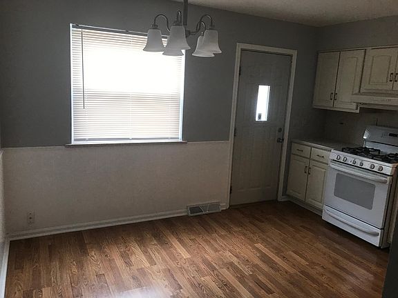 5th image of 1941 Belvoir Dr