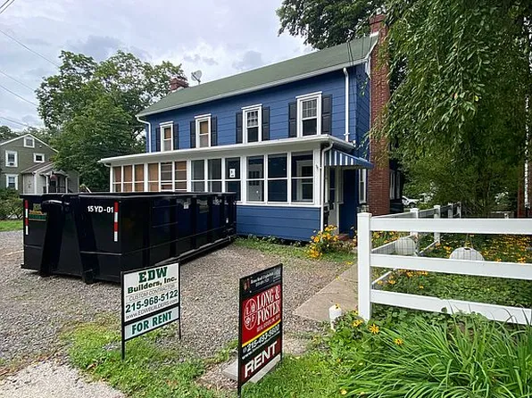 46 N Edgewater Ave, Yardley, PA 19067