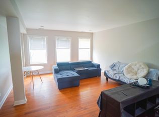 2634 W Glenlake Ave #3C, Chicago, IL 60659